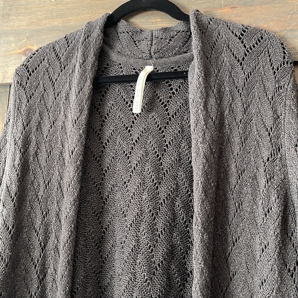 Grey Long Crochet-Type Cardigan - Picture 2 of 5